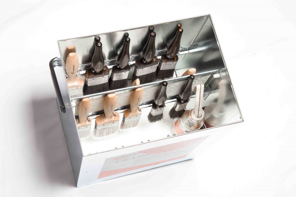 Do you want to know the secret of the Trade 20? Brush Mate Paint